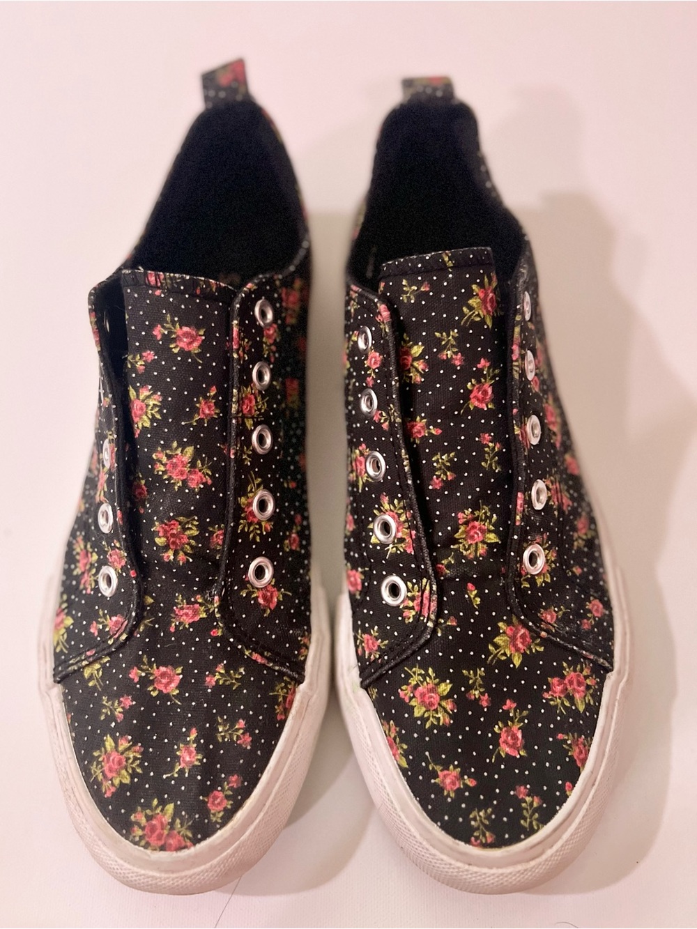 Serra Black Floral Slip-On Sneakers with Pink Rose Print